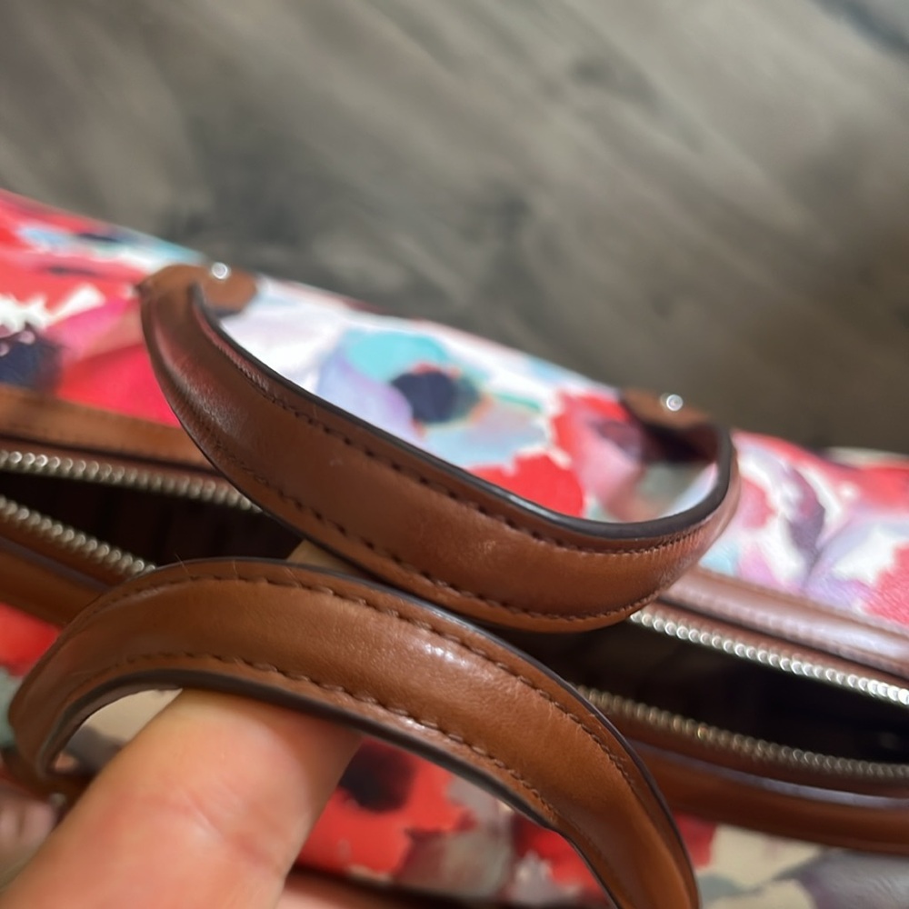 Floral Leather Satchel
Ralph lauren's - Picture 8 of 8